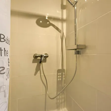 Mola Apartments-klimaanlage-seeblick-5 Pers-naehe Ambulanticum הרדקה
